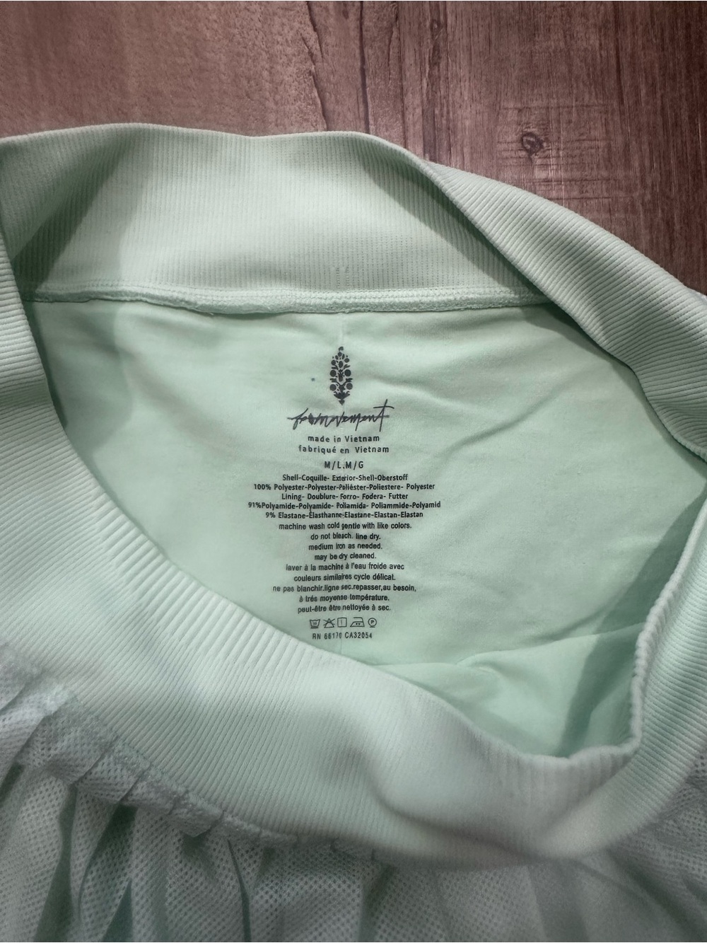 Free People Movement Rally Pleated Skirt (pistachio) - NWOT - Picture 4 of 7